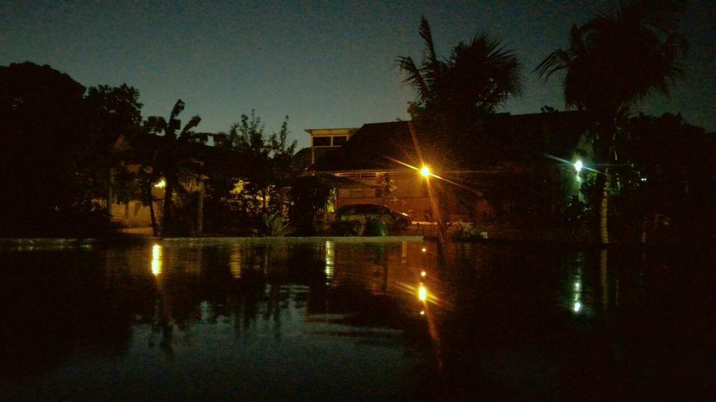 Villa De Mama Rawai Buitenkant foto