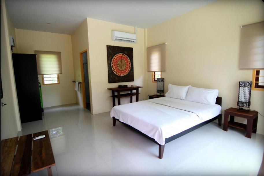 Villa De Mama Rawai Buitenkant foto