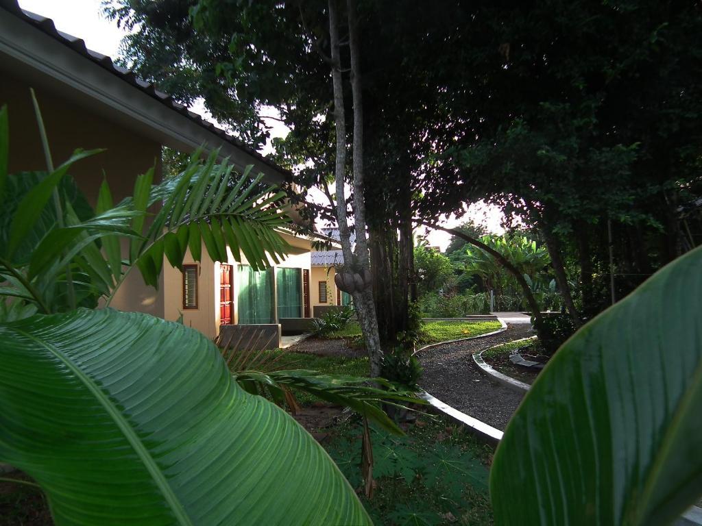 Villa De Mama Rawai Buitenkant foto