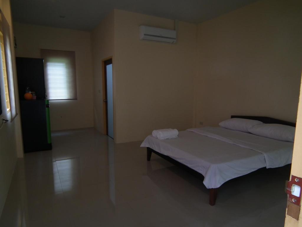 Villa De Mama Rawai Buitenkant foto
